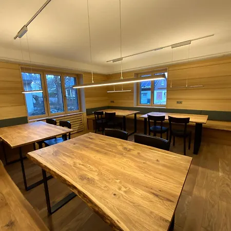 Gruppenhaus Lug Ins Tal بيت للعطل
